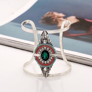 Silver Indian Vintage Emerald Love Cuff Bracelet